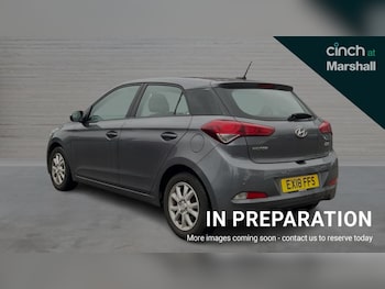Used Hyundai i20 2018 for sale - 76501484: Photo