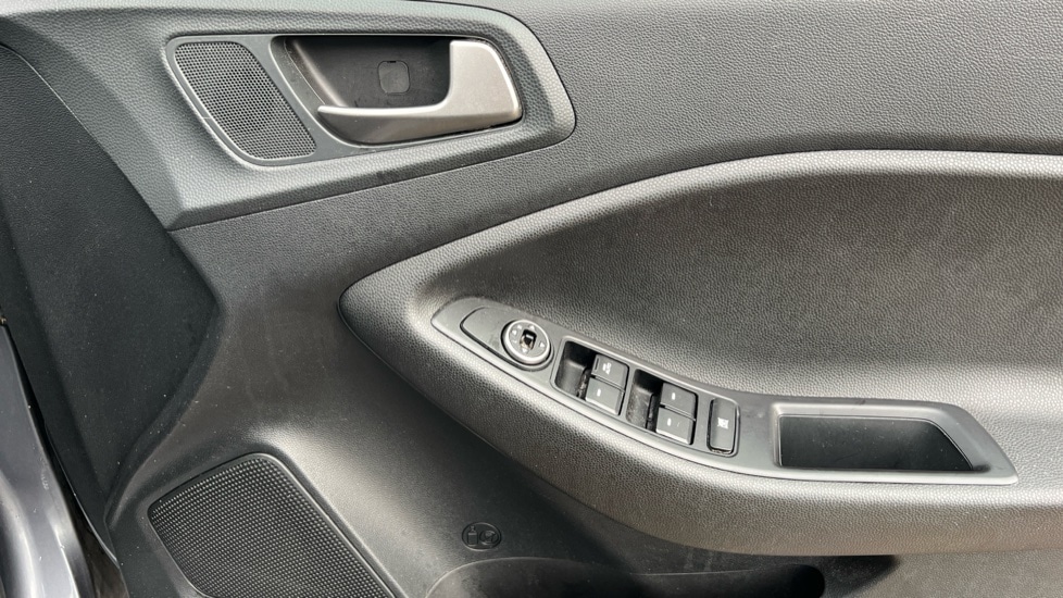 Used Hyundai i20 2018 for sale - 76501484: Photo 32