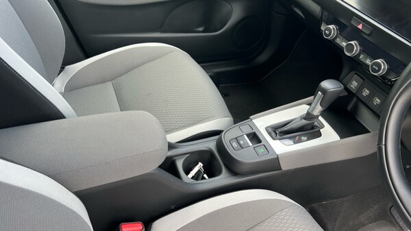 Used Honda Jazz 2022 for sale - 75438819: Photo 27