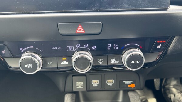 Used Honda Jazz 2022 for sale - 75438819: Photo 32