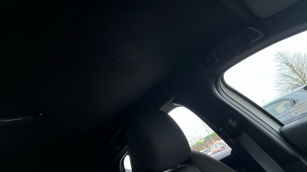 Used Mazda Mazda3 2023 for sale - 76614879: Photo 31