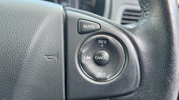 Used Honda CR-V 2017 for sale - 76168649: Photo 22