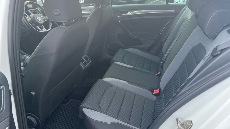 Used Volkswagen Golf 2020 for sale - 76731438: Photo 14