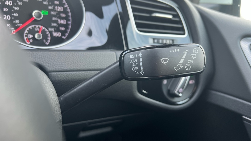 Used Volkswagen Golf 2020 for sale - 76731438: Photo 24