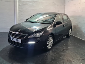 Used Peugeot 308 2017 for sale - 77093941: Photo