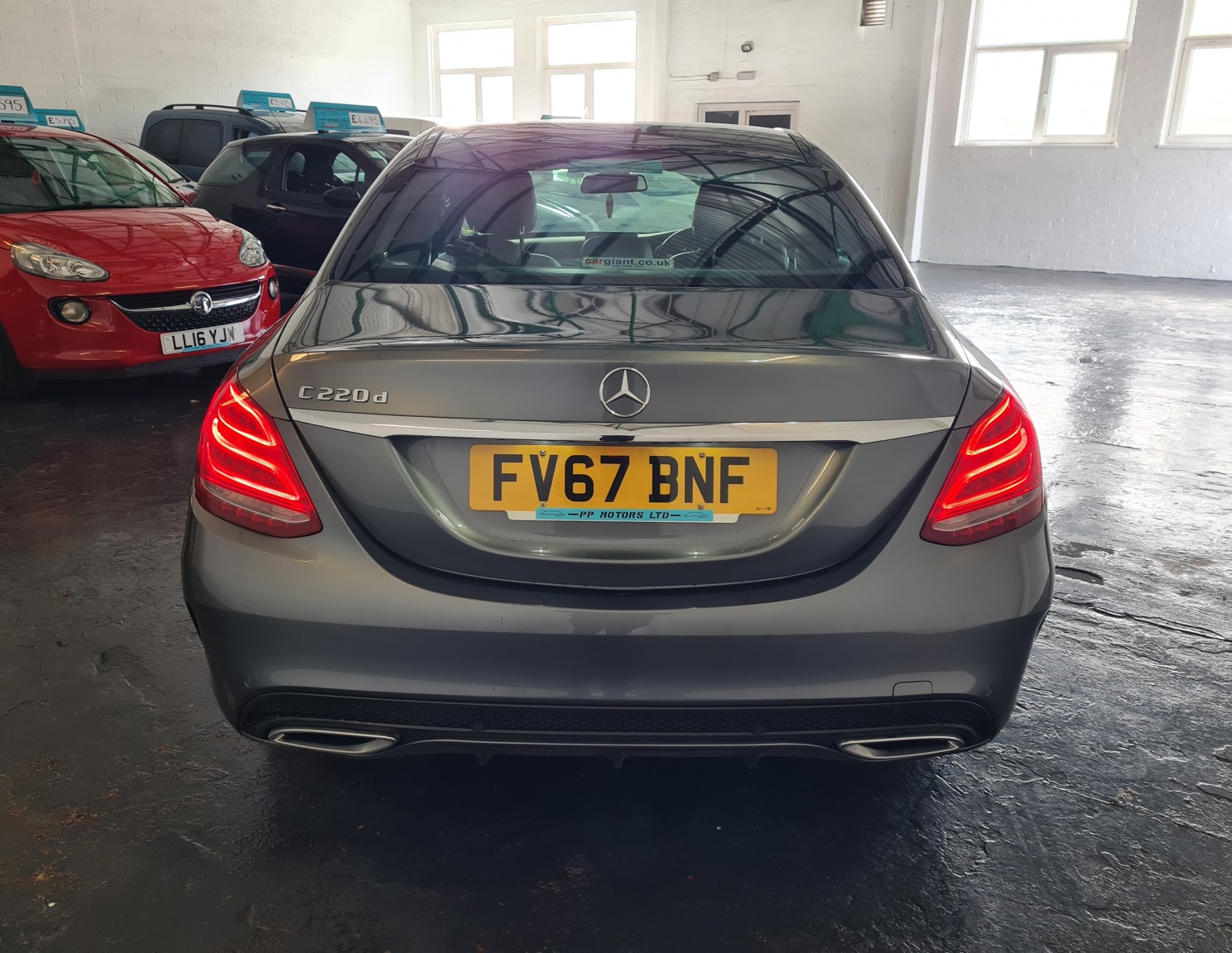Used Mercedes-Benz C Class 2017 for sale - 76387299: Photo 7