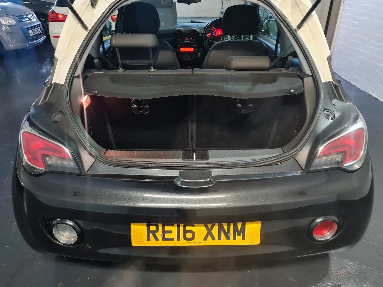 Used Vauxhall ADAM 2016 for sale - 77027922: Photo 18