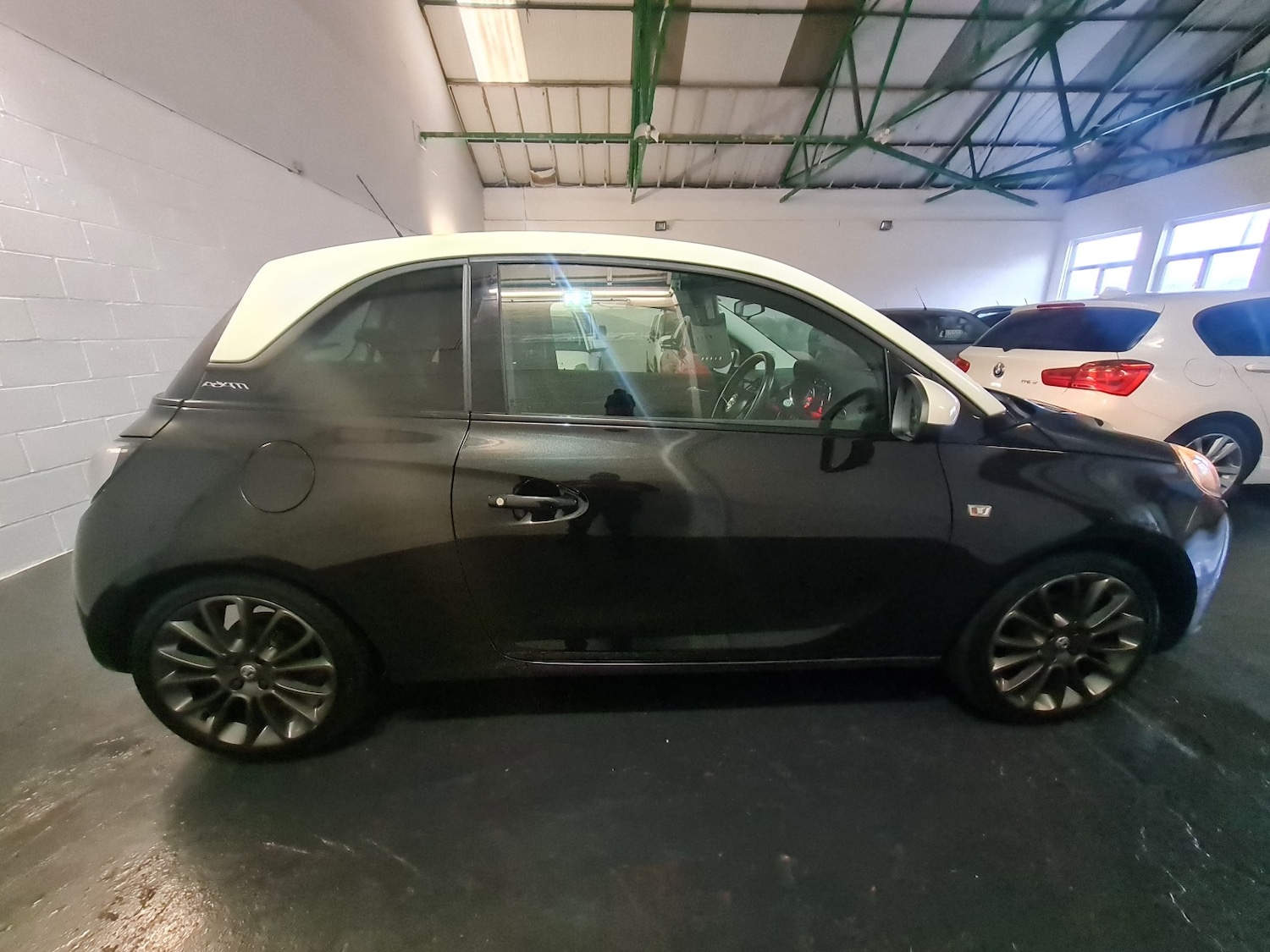 Used Vauxhall ADAM 2016 for sale - 77027922: Photo 8