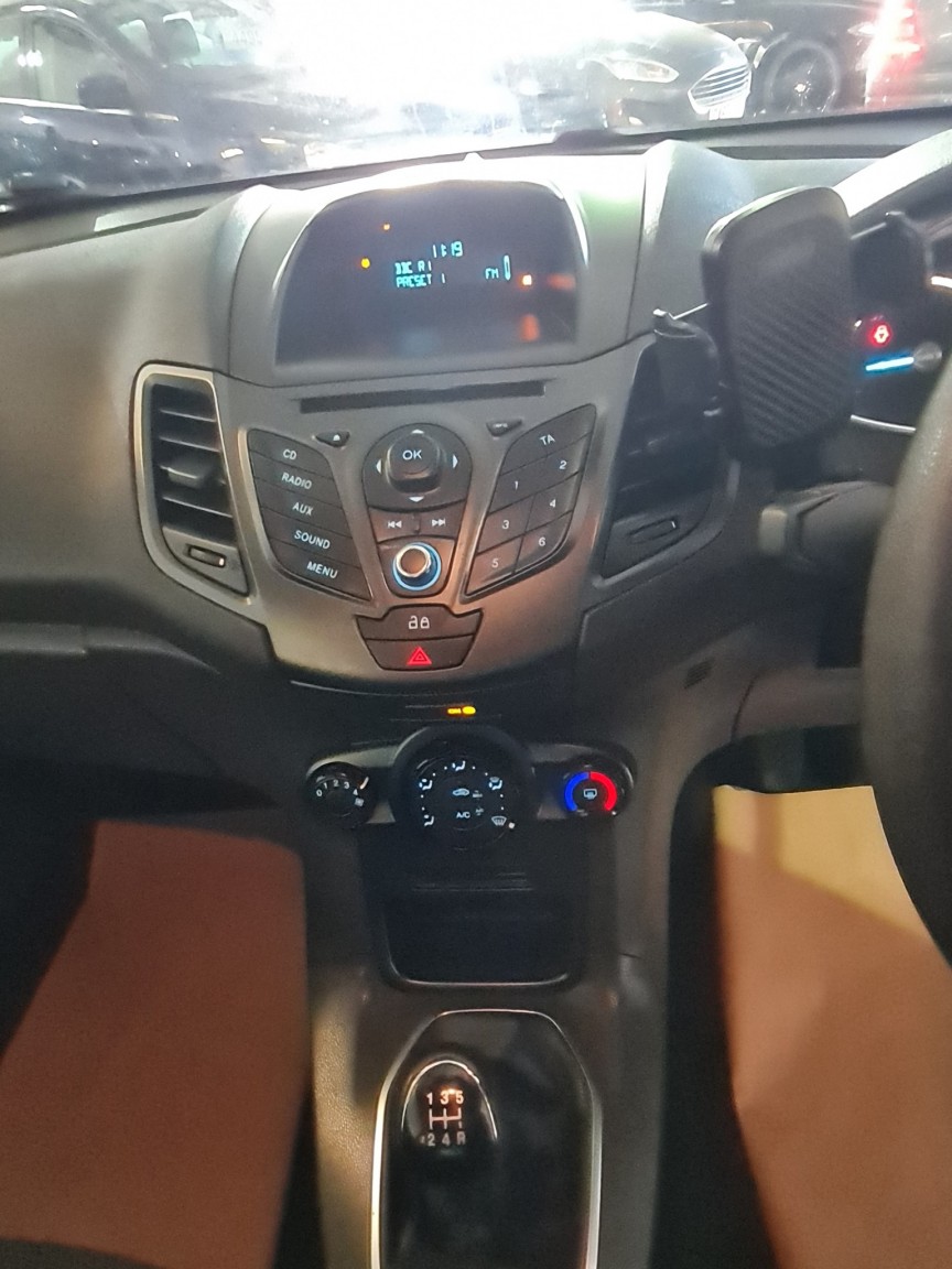 Used Ford Fiesta 2014 for sale - 77129666: Photo 14