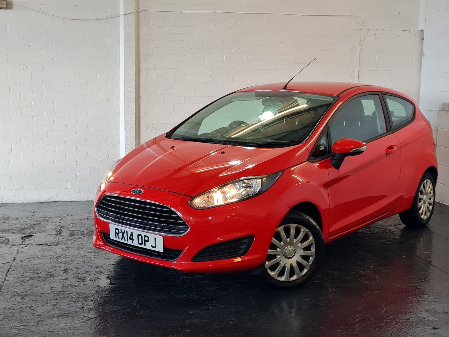 Used Ford Fiesta 2014 for sale - 77129666: Photo 4