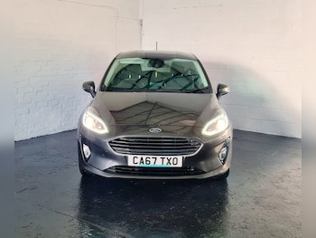 Used Ford Fiesta 2018 for sale - 76439911: Photo