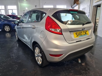 Used Ford Fiesta 2010 for sale - 76082687: Photo