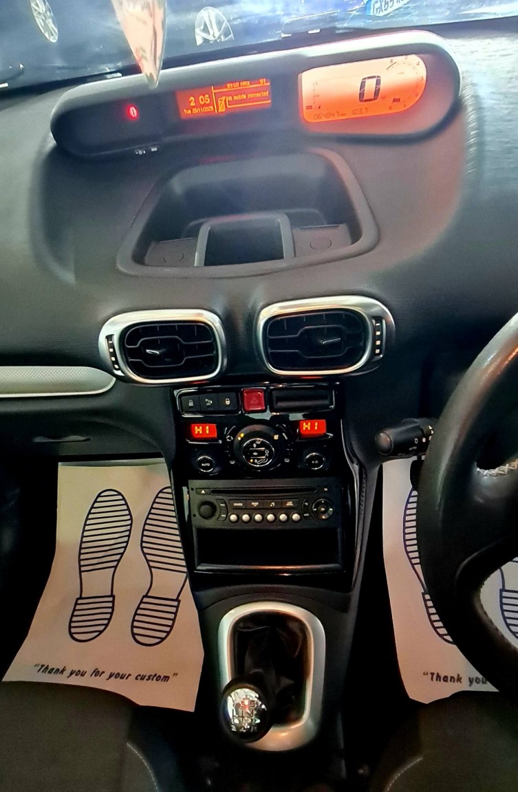 Used Citroen C3 Picasso 2017 for sale - 76692803: Photo 13