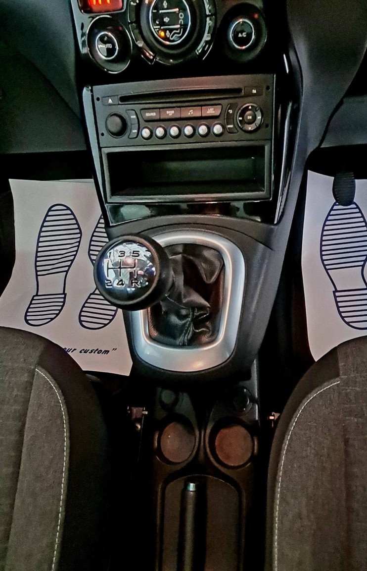 Used Citroen C3 Picasso 2017 for sale - 76692803: Photo 15