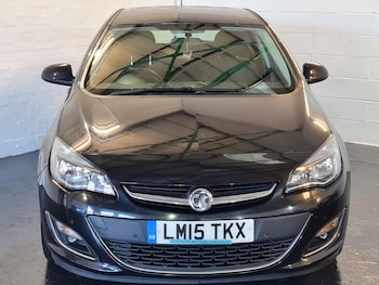 Used Vauxhall Astra 2015 for sale - 76019619: Photo