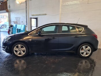 Used Vauxhall Astra 2015 for sale - 76019619: Photo
