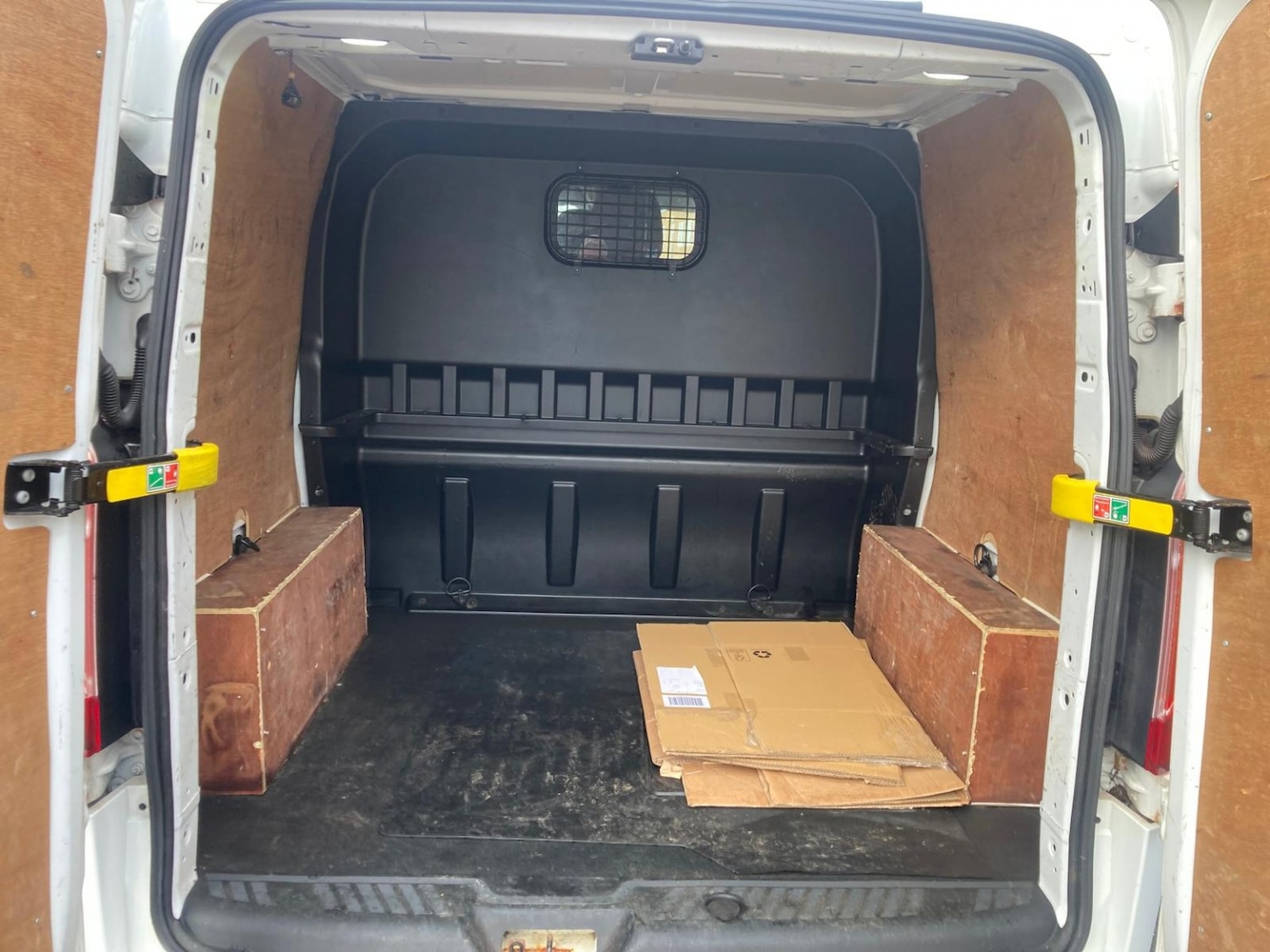 Used Ford Transit Custom 2018 for sale - 76863928: Photo 9