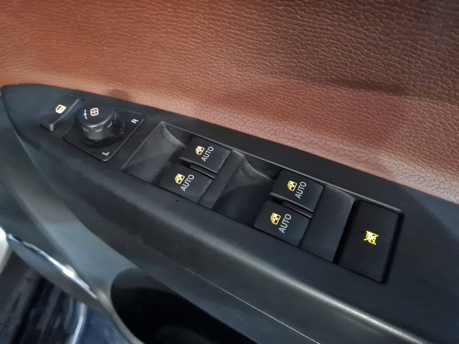 Used Vauxhall Antara 2012 for sale - 77058432: Photo 10