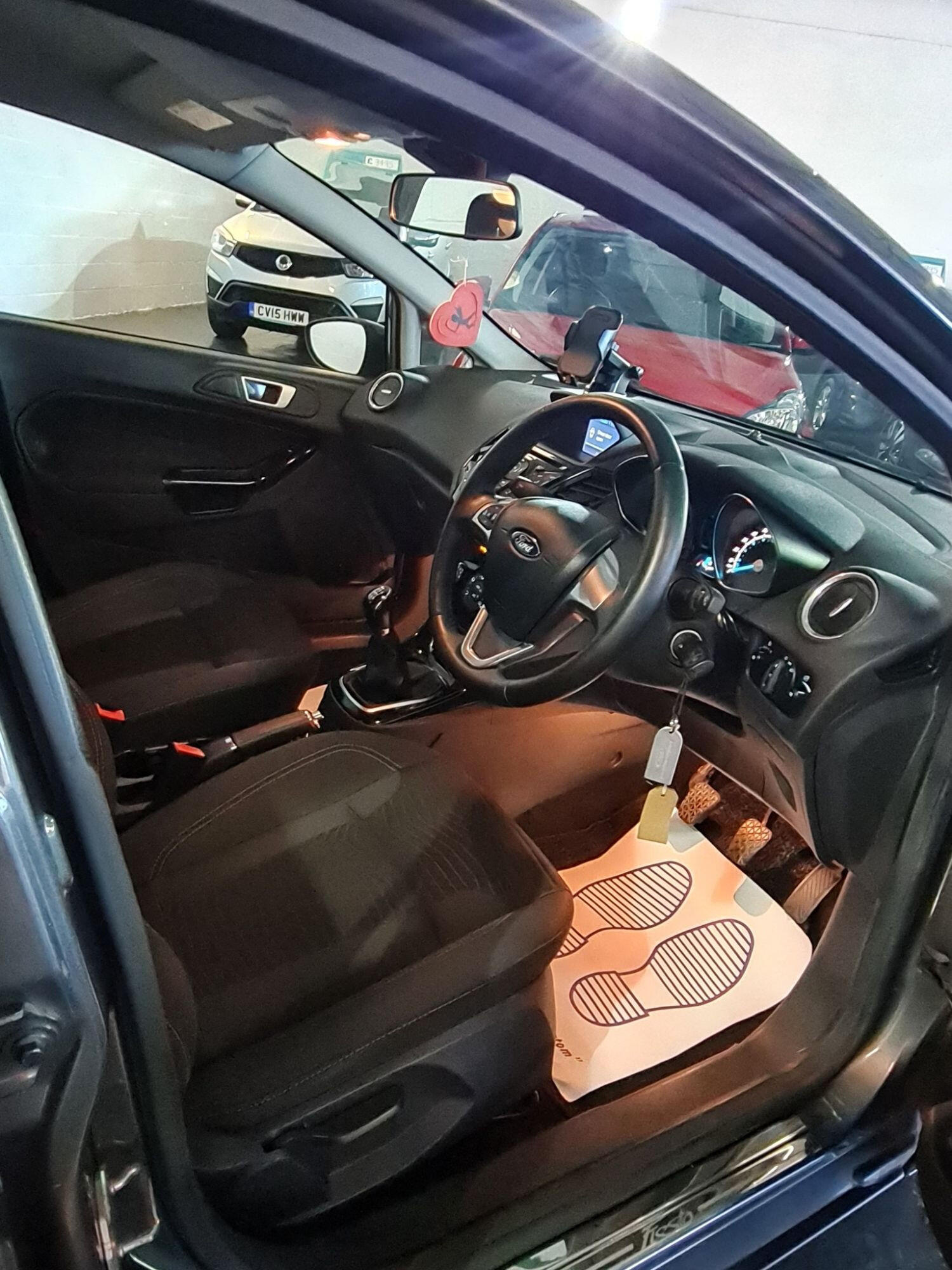 Used Ford Fiesta 2017 for sale - 76347259: Photo 13