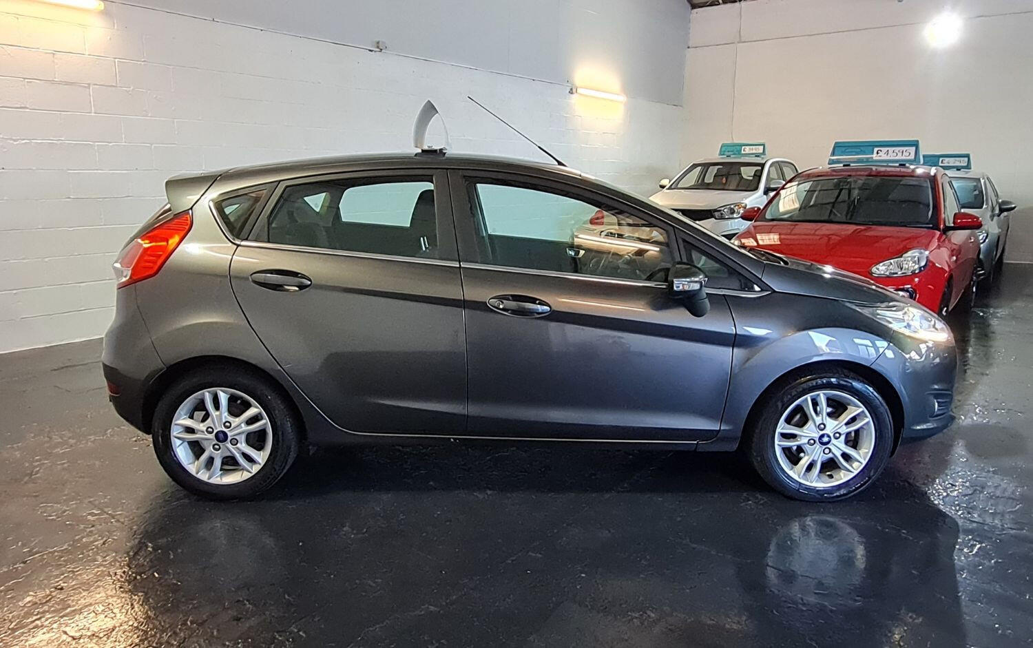 Used Ford Fiesta 2017 for sale - 76347259: Photo 8
