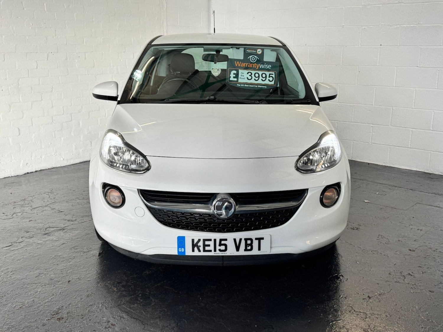 Used Vauxhall ADAM 2015 for sale - 77008146: Photo 2