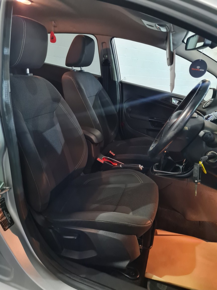 Used Ford Fiesta 2015 for sale - 76547896: Photo 17