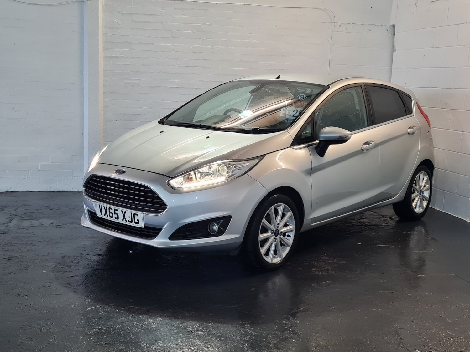 Used Ford Fiesta 2015 for sale - 76547896: Photo 3