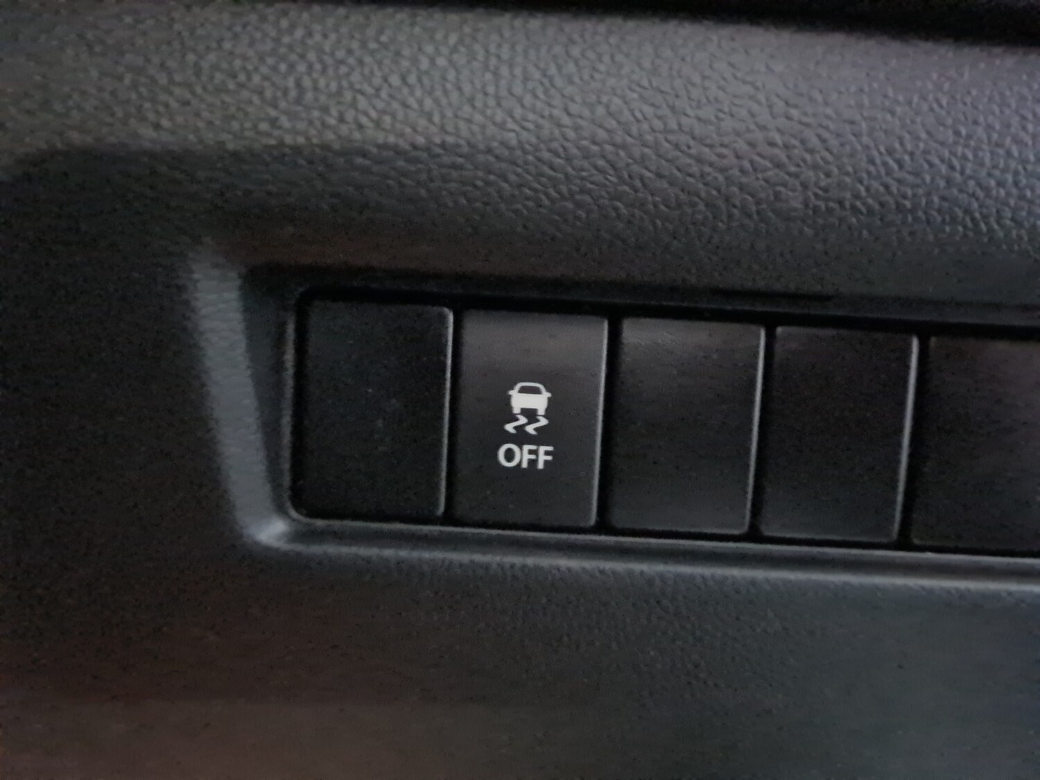 Used Suzuki Swift 2017 for sale - 77453073: Photo 10