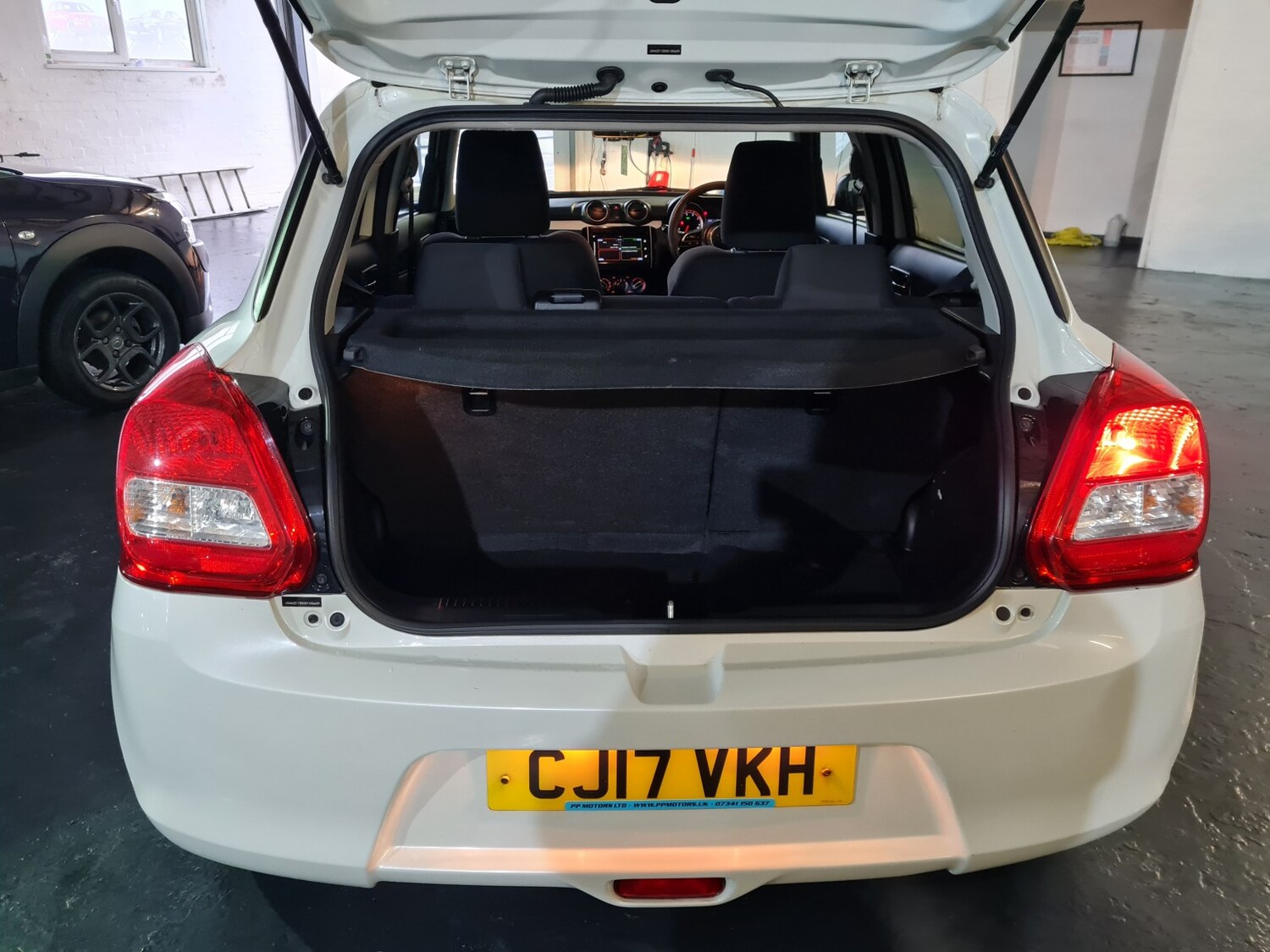 Used Suzuki Swift 2017 for sale - 77453073: Photo 20