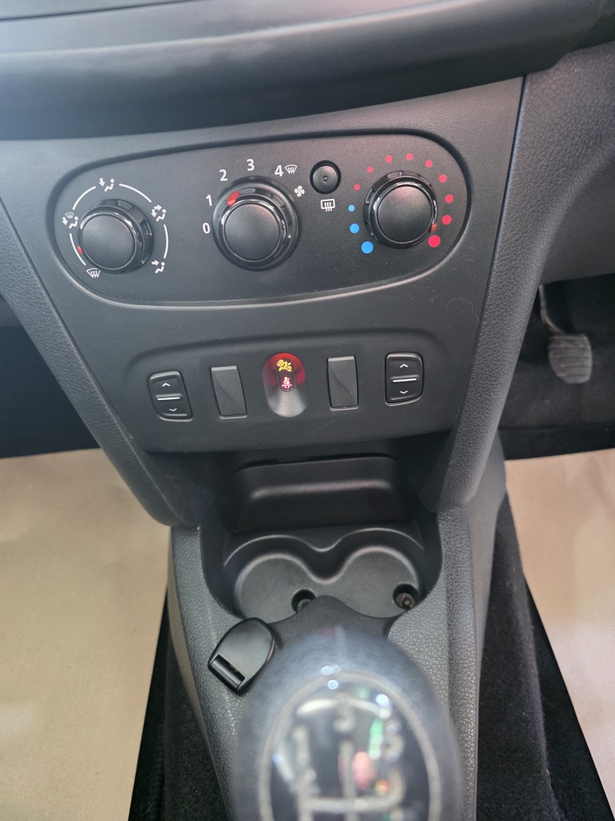 Used Dacia Sandero 2016 for sale - 77891617: Photo 12