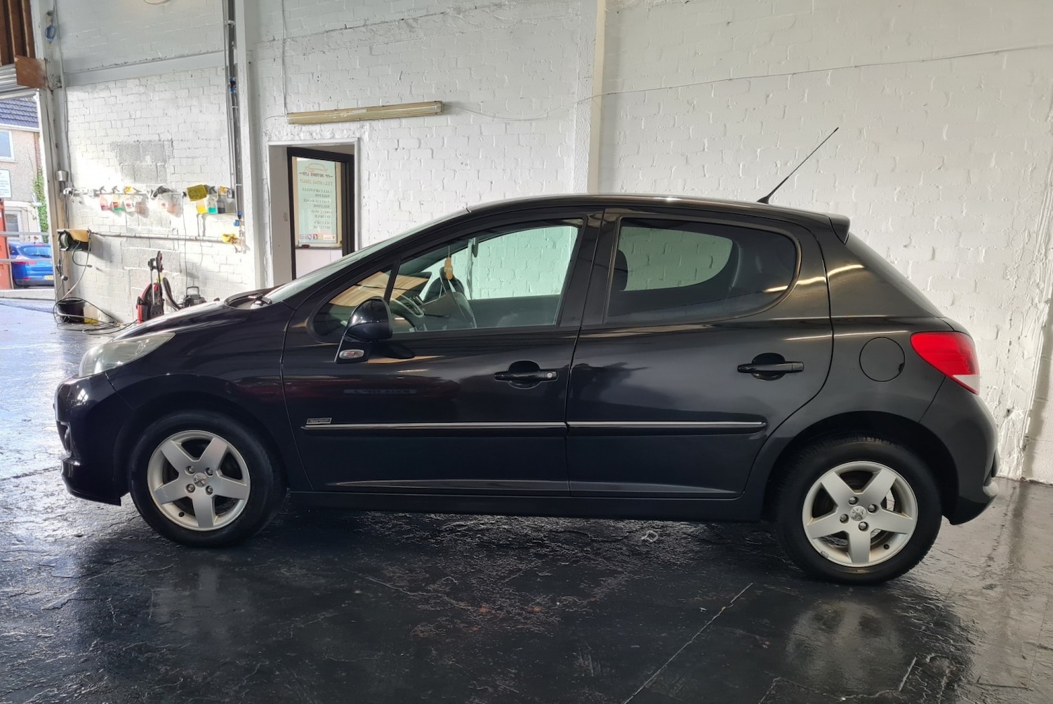Used Peugeot 207 2012 for sale - 76618708: Photo 4