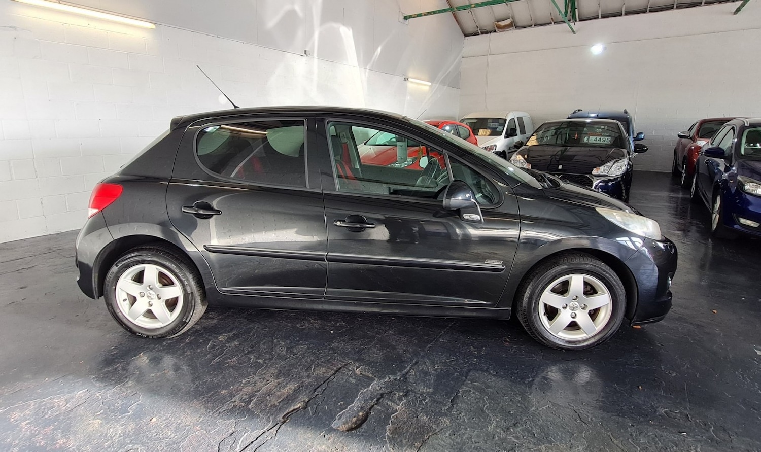 Used Peugeot 207 2012 for sale - 76618708: Photo 7