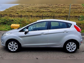 Used Ford Fiesta 2010 for sale - 75561556: Photo