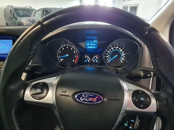 Used Ford Focus 2011 for sale - 76211846: Photo 11