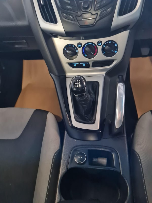 Used Ford Focus 2011 for sale - 76211846: Photo 16