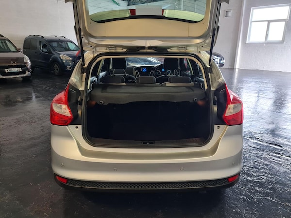 Used Ford Focus 2011 for sale - 76211846: Photo 19
