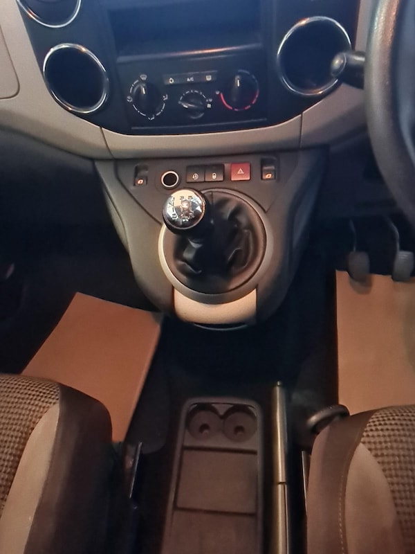 Used Peugeot Partner Tepee 2013 for sale - 76186813: Photo 13