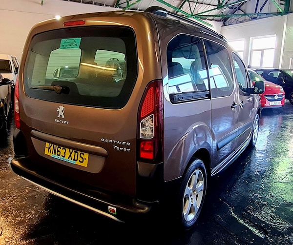 Used Peugeot Partner Tepee 2013 for sale - 76186813: Photo 6