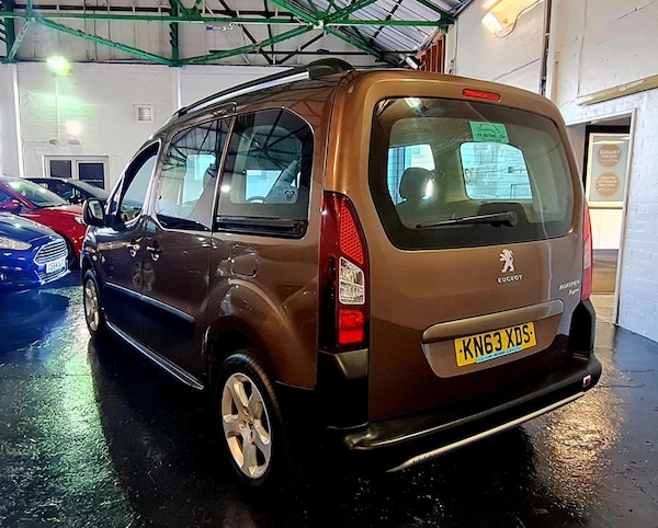 Used Peugeot Partner Tepee 2013 for sale - 76186813: Photo 9