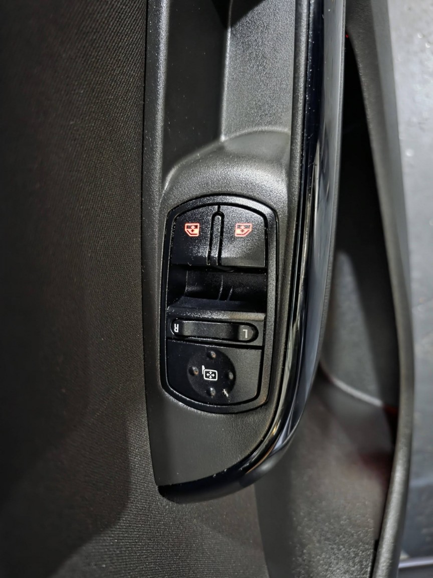 Used Vauxhall Corsa 2014 for sale - 77774829: Photo 10