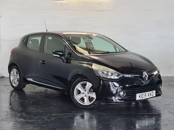 Used Renault Clio 2015 for sale - 76134037: Photo