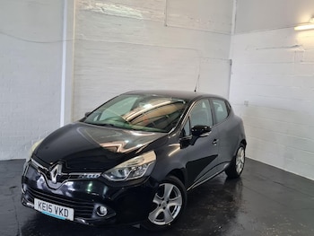 Used Renault Clio 2015 for sale - 76134037: Photo