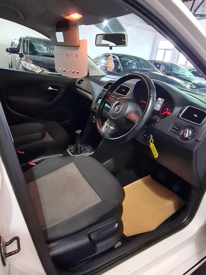 Used Volkswagen Polo 2011 for sale - 76791569: Photo 12