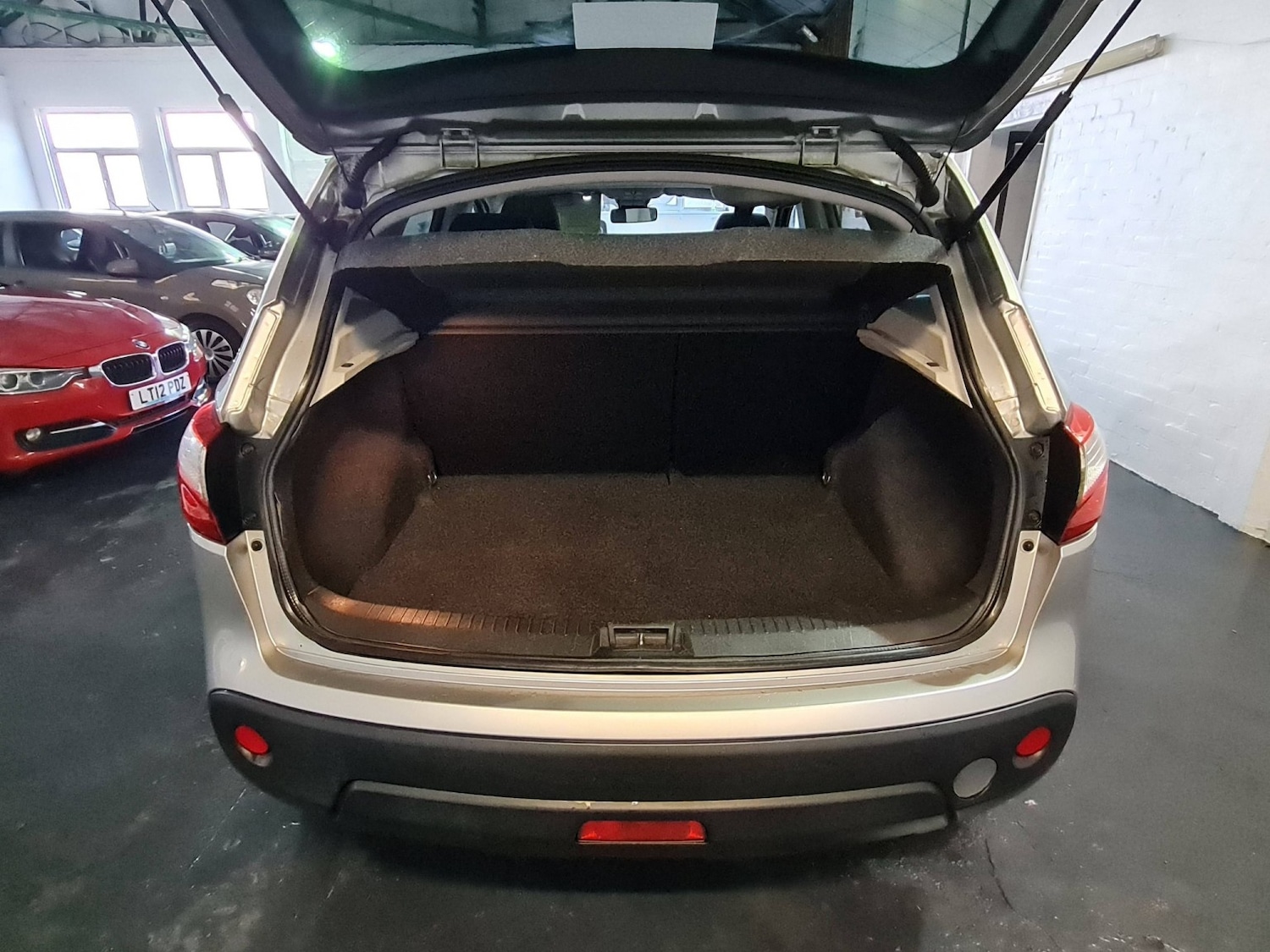 Used Nissan Qashqai 2011 for sale - 77049272: Photo 23