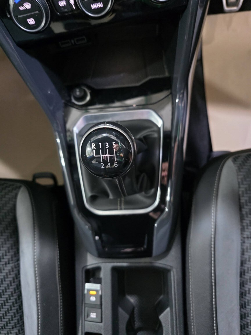 Used Volkswagen T-Roc 2019 for sale - 77973732: Photo 21