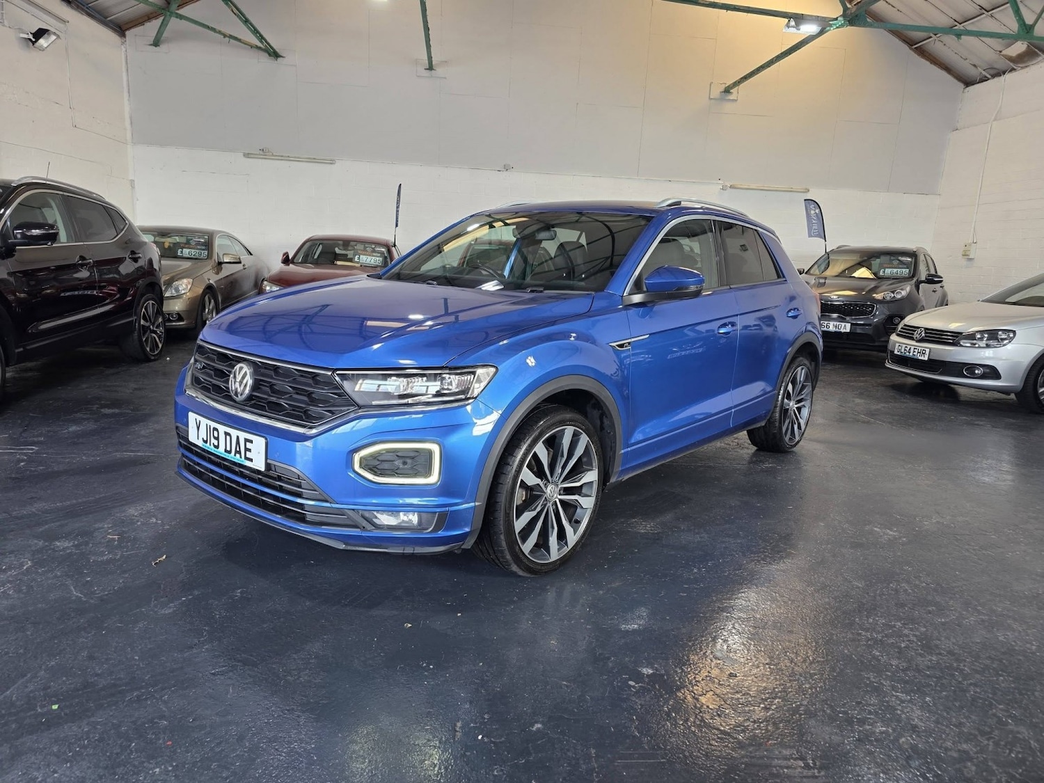 Used Volkswagen T-Roc 2019 for sale - 77973732: Photo 3