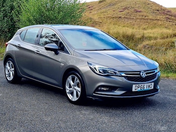2016 - 1.0 i Turbo ecoFLEX SRi 5-Door
