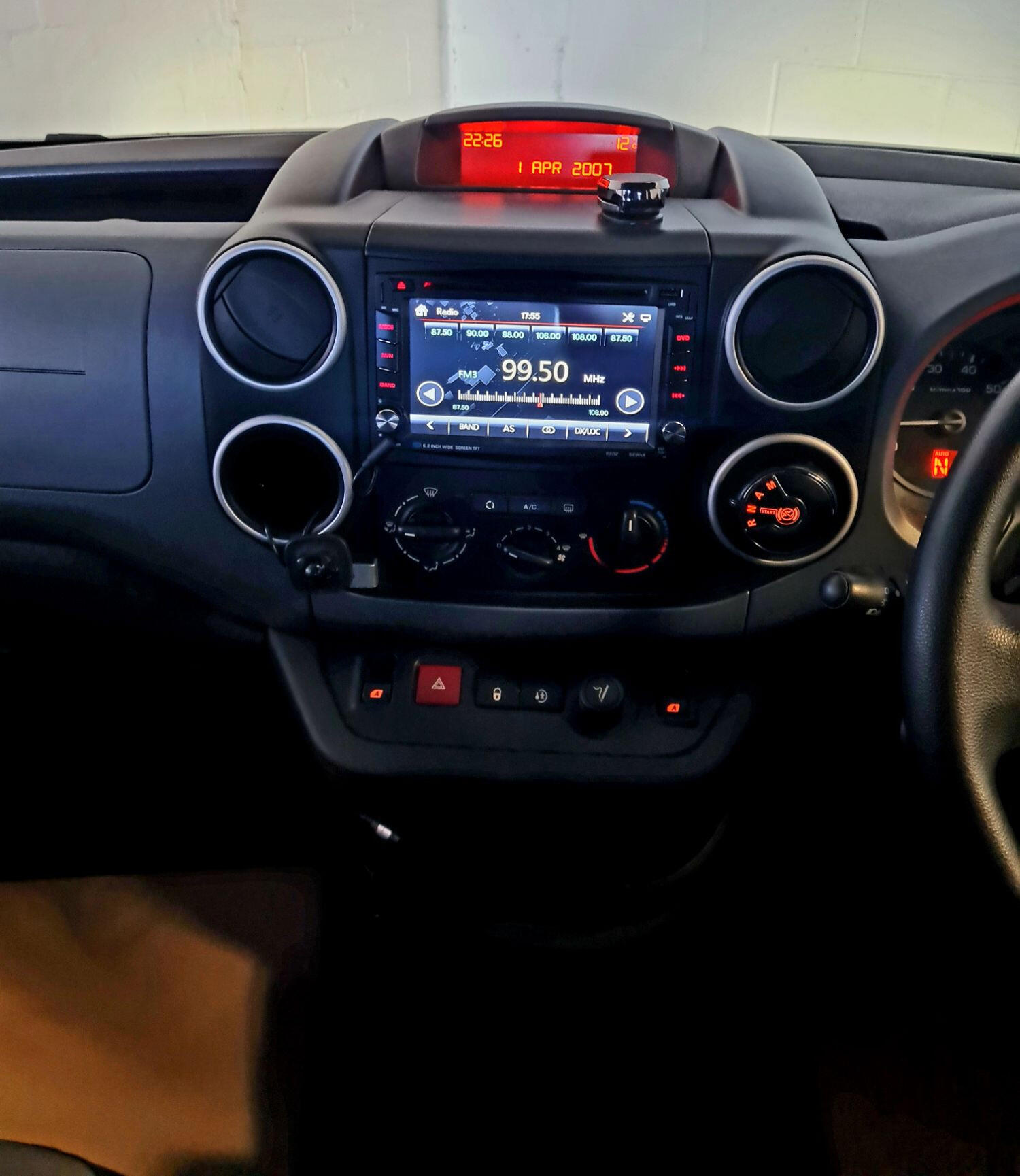 Used Peugeot Partner Tepee 2014 for sale - 76712948: Photo 11