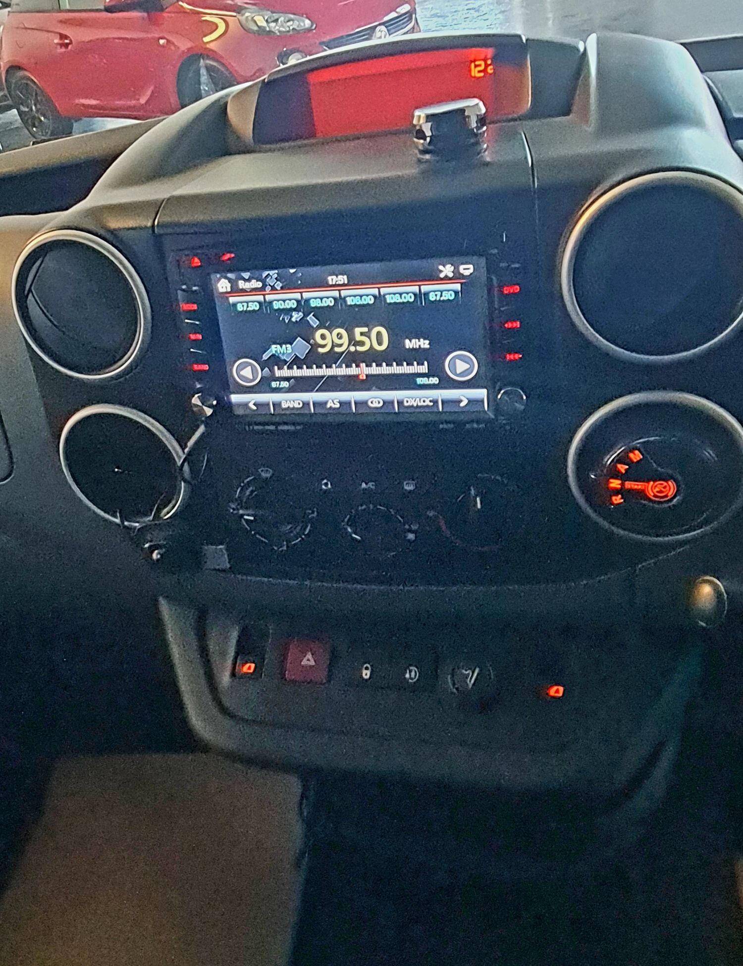 Used Peugeot Partner Tepee 2014 for sale - 76712948: Photo 13