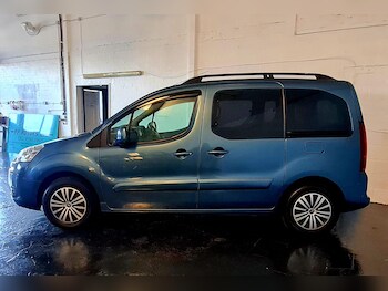 Used Peugeot Partner Tepee 2014 for sale - 76712948: Photo